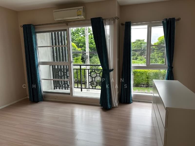 Baan Klang Muang Rama 9-Krungthep Kreetha, Bangkok, Soi Kanchanaphisek 23, Saphan Sung, Bangkok, 3 Bedrooms, 88 sqm, Townhouse For Rent, by Pornpan Chantharakasemchai, 500409145 - DDproperty.com