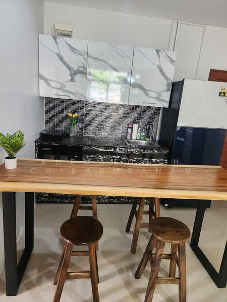 Baan Klang Krung Resort (Ratchada 7) : บ้านกลางกรุงรีสอร์ท รัชดา ซอย7, กรุงเทพ, 7 ซอย รัชดาภิเษก, ดินแดง, กรุงเทพ, 52 ตร.ม., คอนโด ให้เช่า, โดย Khemasooch Chiraburanan, 500409158 - DDproperty.com