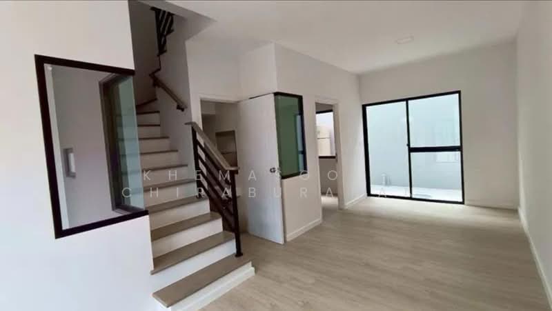 Anasiri Ramkhamhaeng, Bangkok, Ramkhamhaeng 122, Khlong Song Ton Nun, Lat Krabang, Bangkok, 3 Bedrooms, 99 sqm, Townhouse For Rent, by Khemasooch Chiraburanan, 500409180 - DDproperty.com