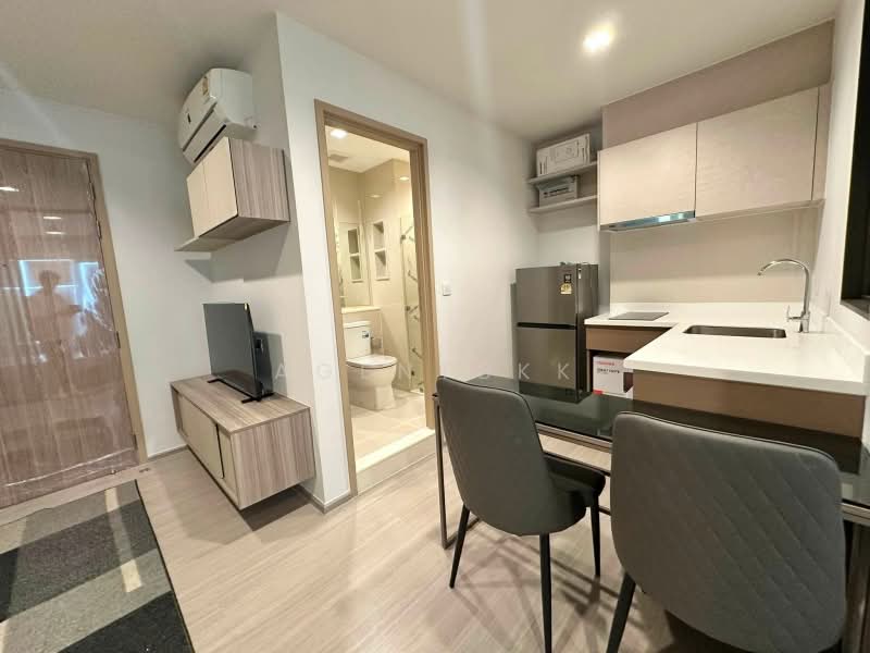 Life Sathorn Sierra, Bangkok, Ratchaphruek Rd, Talat Plu, Thon Buri, Bangkok, 1 Bedroom, 33 sqm, Condo For Rent, by Agentbkk, 500409188 - DDproperty.com