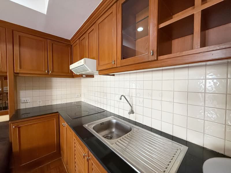 15 Suite, Bangkok, 73 1 Sukhumvit 15, Khlongtoei Nua, Watthana, Bangkok, Studio, 43 sqm, Condo For Rent, by NATTAPHONG Yodmanotham (K. Book), 500409206 - DDproperty.com
