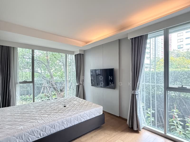 Via 31, Bangkok, Soi Sukhumvit 31, Khlong Tan Nua, Watthana, Bangkok, 2 Bedrooms, 69 sqm, Condo For Sale, by Oraon Suwanmongko, 500409207 - DDproperty.com