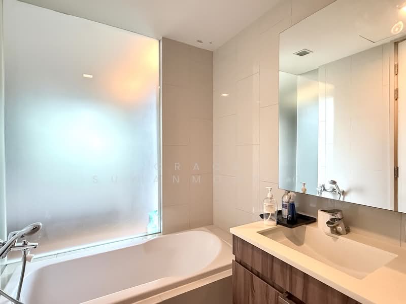 Via 31, Bangkok, Soi Sukhumvit 31, Khlong Tan Nua, Watthana, Bangkok, 2 Bedrooms, 69 sqm, Condo For Rent, by Oraon Suwanmongko, 500409217 - DDproperty.com