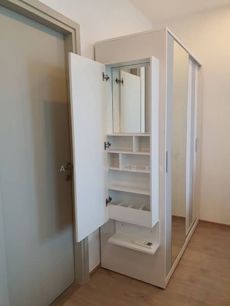 IDEO Q Chula - Samyan, Bangkok, 660-662 Rama 4 Road, Maha Phrutharam, Bang Rak, Bangkok, 1 Bedroom, 34 sqm, Condo For Rent, by Agentbkk, 500409219 - DDproperty.com