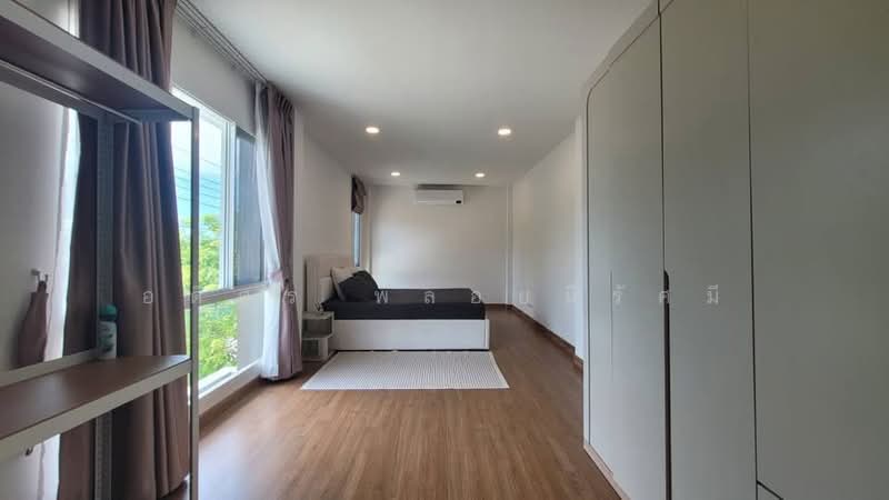 โมเดน ราชพฤกษ์ 345, Nonthaburi, Lam Pho, Bang Bua Thong, Nonthaburi, 4 Bedrooms, 210 sqm, Single Detached House For Rent, by Adisorn Ploymeerassamee, 500409226 - DDproperty.com