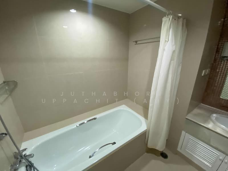 Lake Green, Bangkok, 199 Sukhumvit Soi 8, Khlong Toei, Bangkok, 2 Bedrooms, 150 sqm, Condo For Rent, by Juthabhorn Uppachit (Amy), 500409245 - DDproperty.com