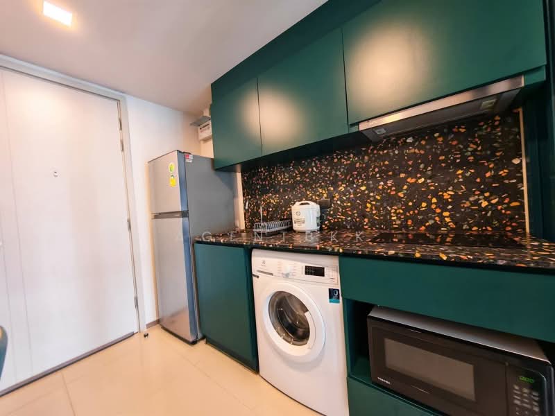 The Base Sukhumvit 50, Bangkok, Soi Roem Charoen 1, Sukhumvit 50 Road, Phra Kanong, Khlong Toei, Bangkok, Studio, 26 sqm, Condo For Rent, by Agentbkk, 500409247 - DDproperty.com