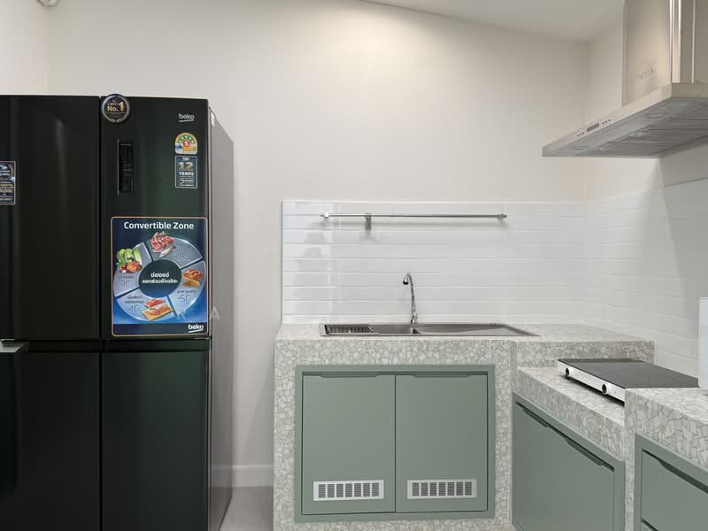 Baan Klang Muang British Town Srinakarin, Samut Prakan, Soi Baan Klang Muang British Town Srinakarin, Bang Kaeo, Bang Plee, Samut Prakan, 3 Bedrooms, 230 sqm, Townhouse For Rent, by Paphada Rattanaburi, 500409250 - DDproperty.com