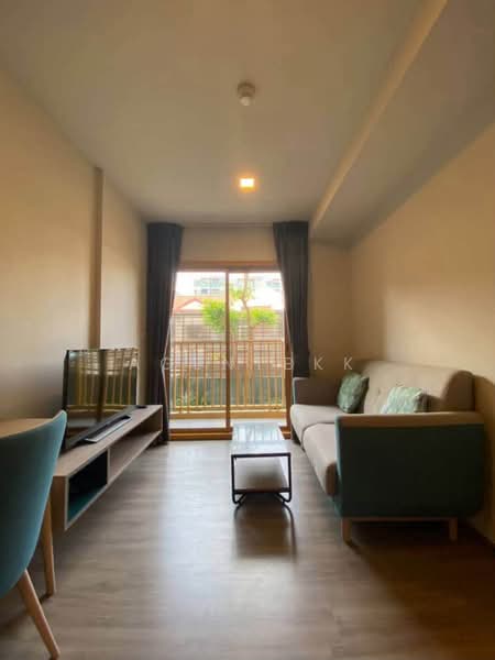 The Base Sukhumvit 50, Bangkok, Soi Roem Charoen 1, Sukhumvit 50 Road, Phra Kanong, Khlong Toei, Bangkok, 1 Bedroom, 31 sqm, Condo For Rent, by Agentbkk, 500409265 - DDproperty.com