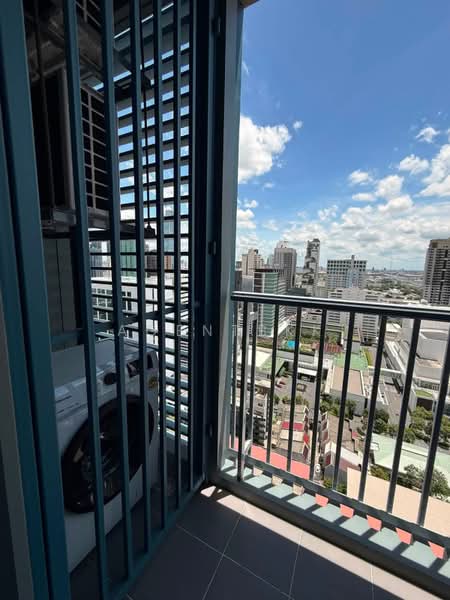 XT Phayathai, Bangkok, Phaya Thai Road, Thanon Phaya Thai, Ratchathewi, Bangkok, 1 Bedroom, 42 sqm, Condo For Rent, by Agentbkk, 500409275 - DDproperty.com