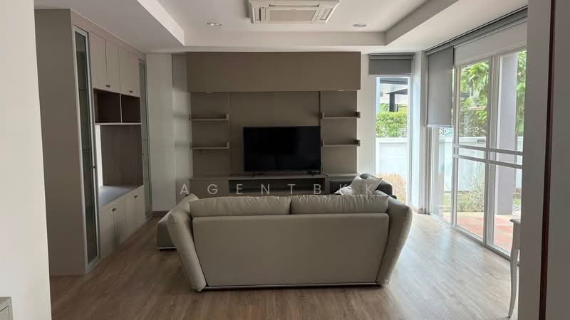 Villa Arcadia Srinakarin, Samut Prakan, Soi Moo Ban Villa Arcadia Srinagarindra, Bang Kaeo, Bang Plee, Samut Prakan, 3 Bedrooms, 220 sqm, Single Detached House For Rent, by Agentbkk, 500409293 - DDproperty.com