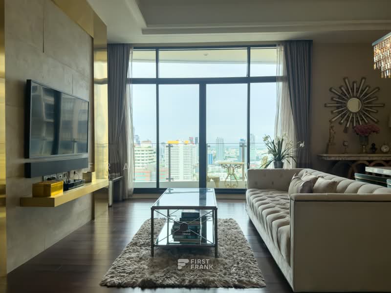 The Diplomat 39, Bangkok, 18 Soi Sukhumvit 39, Sukhumvit Road, Khlong Tan Nua, Watthana, Bangkok, 3 Bedrooms, 153 sqm, Condo For Rent, by Frank Akawin, 500409301 - DDproperty.com