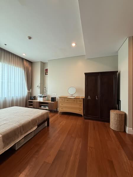 Bright Sukhumvit 24, Bangkok, Sukhumvit 24 Alley, Khong Tan, Khlong Toei, Bangkok, 1 Bedroom, 74 sqm, Condo For Sale, by Khun Real, 500409321 - DDproperty.com
