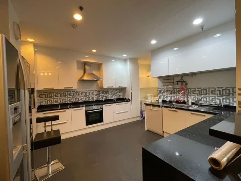 The Madison, Bangkok, Sukhumvit 41, Khlong Tan Nua, Watthana, Bangkok, 2 Bedrooms, 152 sqm, Condo For Rent, by Sherwan Jomkhamsing, 500409330 - DDproperty.com
