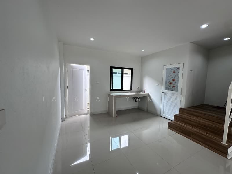 Baan Doo, Chiang Rai, Ban Du, Muang Chiang Rai, Chiang Rai, , 170 sqm, Shophouse For Sale, by Tanapat Yamsai, 500409335 - DDproperty.com