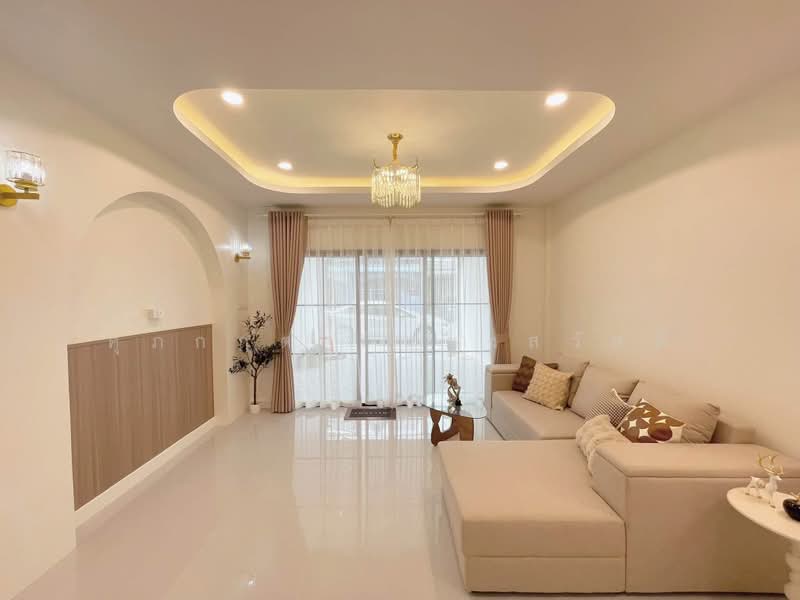 ทาวน์เฮ้าส์ 2 ชั้น รีโนเวทใหม่ ใกล้บิ๊กซี เพลส, Songkhla, Khlong Hae, Hat Yai, Songkhla, 2 Bedrooms, 200 sqm, Townhouse For Sale, by ศุภกฤต ยืนยงสวัสดิ์, 500409363 - DDproperty.com