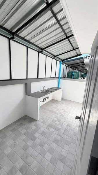 ให้เช่าบ้านเดี่ยว พร้อมอยุ่ นิคมพัฒนา ซอย10 ระยอง, Rayong, Mapkha, Nikhom Pattana, Rayong, 2 Bedrooms, 120 sqm, Single Detached House For Rent, by Dusit Saengfa, 500409376 - DDproperty.com