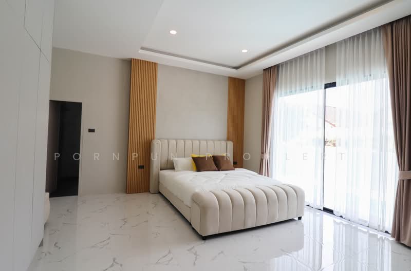 Paradise Hill 2, Chon Buri (Pattaya), Soi Bun Samphan 9, Nong Pru, Bang Lamung (Pattaya), Chon Buri (Pattaya), 4 Bedrooms, 516 sqm, Single Detached House For Rent, by Pornpun Promlert, 500409389 - DDproperty.com