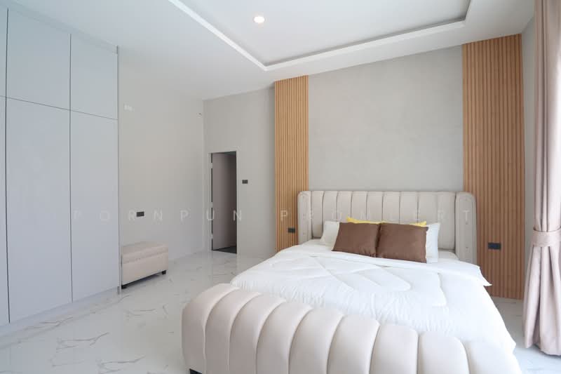 Paradise Hill 2, Chon Buri (Pattaya), Soi Bun Samphan 9, Nong Pru, Bang Lamung (Pattaya), Chon Buri (Pattaya), 4 Bedrooms, 516 sqm, Single Detached House For Rent, by Pornpun Promlert, 500409389 - DDproperty.com