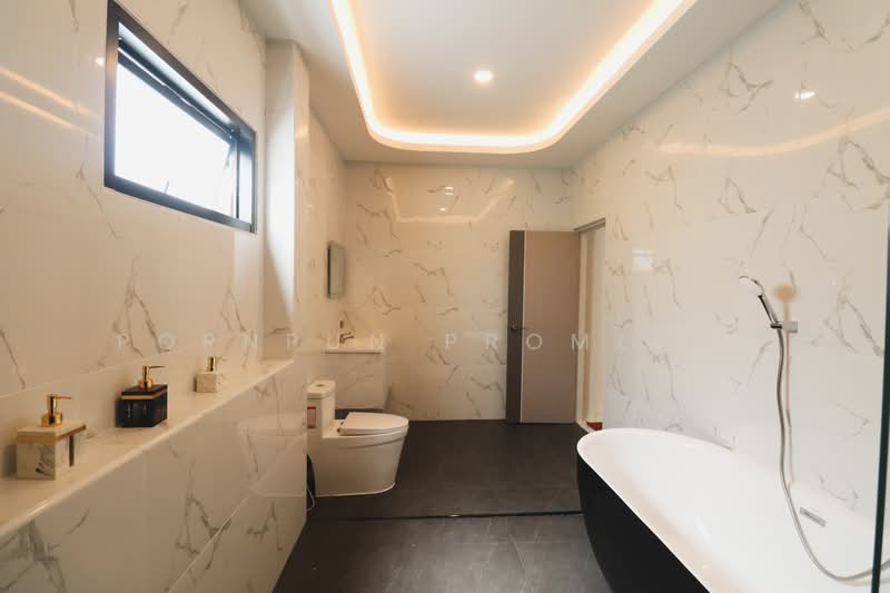 Paradise Hill 2, Chon Buri (Pattaya), Soi Bun Samphan 9, Nong Pru, Bang Lamung (Pattaya), Chon Buri (Pattaya), 4 Bedrooms, 516 sqm, Single Detached House For Rent, by Pornpun Promlert, 500409389 - DDproperty.com