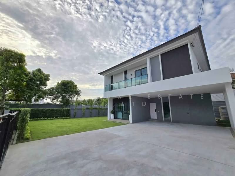 Centro Vibhavadi, Bangkok, Chang Akat Uthit Road, Sanam Bin, Don Mueang, Bangkok, 4 Bedrooms, 400 sqm, Single Detached House For Rent, by Vertex Luxe Estate Co.,LTD, 500409419 - DDproperty.com