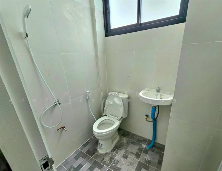 อาคารพาณิชย์ 5.5 ชั้น 20.1 ตร.ว. ใกล้ตลาดวรจักร หลังธนาคารกรุงเทพ สาขาวรจักร ซอยบ้านดอกไม้, กรุงเทพ, ถนนวรจักร, บ้านบาตร, ป้อมปราบศัตรูพ่าย, กรุงเทพ, 480 ตร.ม., ตึกแถว-อาคารพาณิชย์ ขาย, โดย คุณ ณัจภสิญาค์ ศุภควัษฐ์กาญกุล (ณิชชา), 500409421 - DDproperty.com