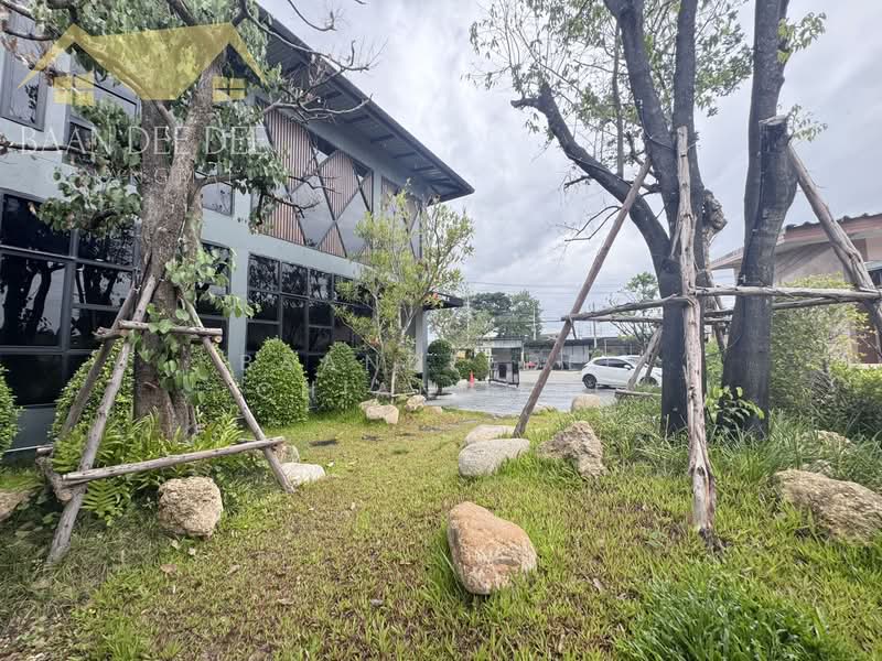 Commercial building for rent near Meechok Plaza, Chiang Mai Rental Price: 50,000 THB /month No.5H591, Chiang Mai, Nong Chom, San Sai, Chiang Mai, , 205 sqm, Shophouse For Rent, by Baandeedee Chiangmai, 500409434 - DDproperty.com