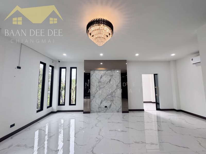 Commercial building for rent near Meechok Plaza, Chiang Mai Rental Price: 50,000 THB /month No.5H591, Chiang Mai, Nong Chom, San Sai, Chiang Mai, , 205 sqm, Shophouse For Rent, by Baandeedee Chiangmai, 500409434 - DDproperty.com