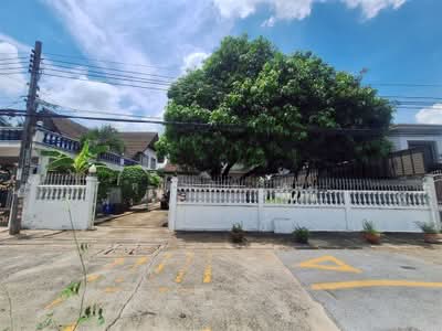ขาย - บ้านเดี่ยว 2 ชั้น 105 ตร.ว. บ้านเดี่ยว ใกล้สถานีรถไฟฟ้าปุณณวิถี ถนนสุขุมวิท, กรุงเทพ
