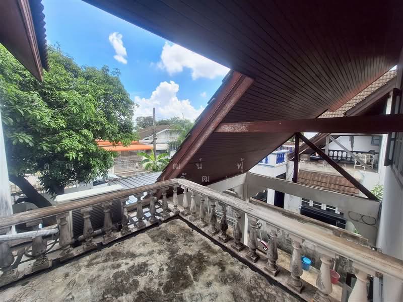 บ้านเดี่ยว 2 ชั้น 105 ตร.ว. บ้านเดี่ยว ใกล้สถานีรถไฟฟ้าปุณณวิถี ถนนสุขุมวิท, Bangkok, ถนนสุขุมวิท, Bang Chak, Phra Khanong, Bangkok, 4 Bedrooms, 420 sqm, Single Detached House For Sale, by คุณ ปิยวัฒน์ ฟุ้งเฟื่อง (วัฒ), 500409439 - DDproperty.com