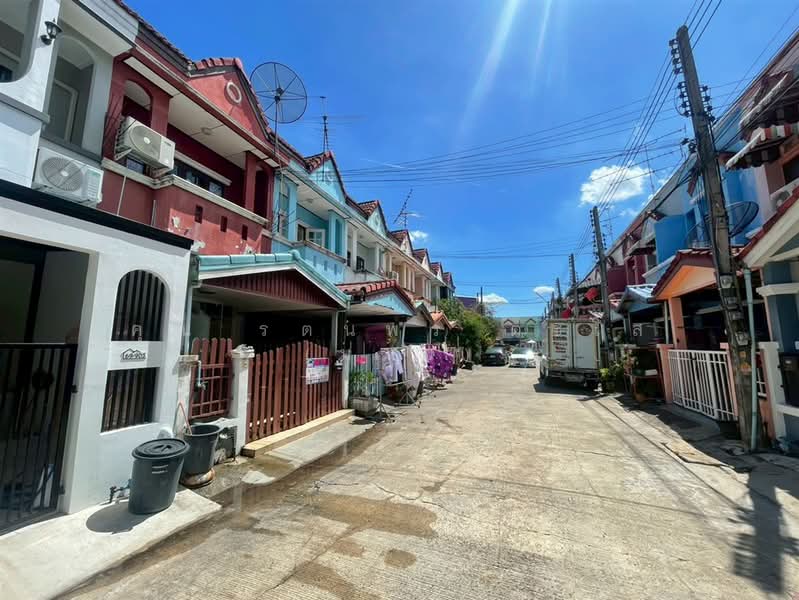 Baan Fah Rangsit Klong 4 : บ้านฟ้ารังสิต คลอง 4, ปทุมธานี, ทางหลวงแผ่นดินหมายเลข 305 ต.บึงยี่โถ อ.ธัญบุรี จ.ปทุมธานี, บึงยี่โถ, ธัญบุรี, ปทุมธานี, 90 ตร.ม., ทาวน์เฮ้าส์ ขาย, โดย คุณ รตนพร ตะโส (มาย), 500409459 - DDproperty.com