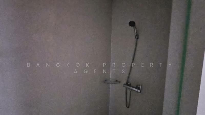 Le Luk Condominium, Bangkok, 1599 291 Sukhumvit Rd, Phra Kanong Nua, Watthana, Bangkok, 1 Bedroom, 50 sqm, Condo For Rent, by BANGKOK PROPERTY AGENTS, 500409462 - DDproperty.com