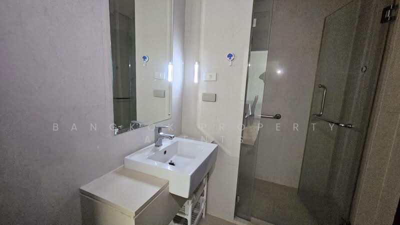 Le Luk Condominium, Bangkok, 1599 291 Sukhumvit Rd, Phra Kanong Nua, Watthana, Bangkok, 1 Bedroom, 52 sqm, Condo For Rent, by BANGKOK PROPERTY AGENTS, 500409472 - DDproperty.com