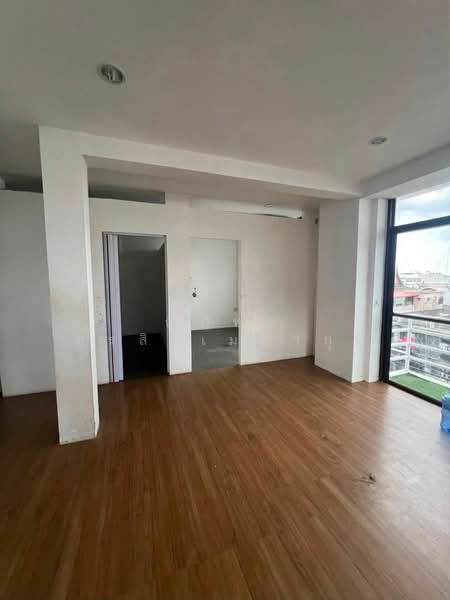 ให้เช่าตึกแถวทำเลดีติดถนน อ่อนนุช-สุขุมวิท (TO10-126), Bangkok, Suan Luang, Bangkok, , 450 sqm, Shophouse For Rent, by ณภัทร พรสิริเมธากุล, 500409480 - DDproperty.com
