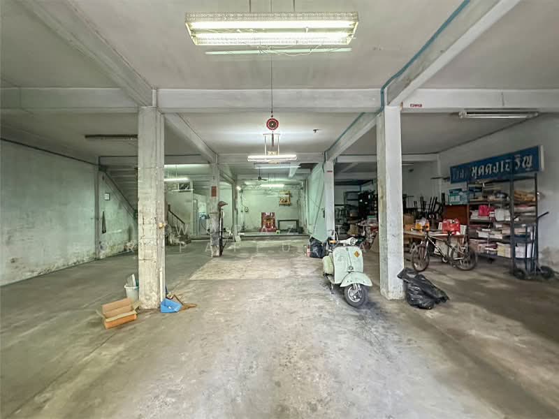COMMERCIAL BUILDING CHARUNSANITWONG 15, Bangkok, จรัญสนิทวงศ์ 15, Wat Tha Pra, Bangkok Yai, Bangkok, , 500 sqm, Shophouse For Sale, by Worazett pornpatpulkasaim, 500409519 - DDproperty.com