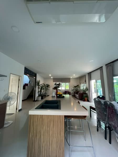 The Exclusive Pattanakarn 32, Bangkok, Suan Luang, Suan Luang, Bangkok, 3 Bedrooms, 300 sqm, Single Detached House For Sale, by Eastblue Horizon, 500409527 - DDproperty.com