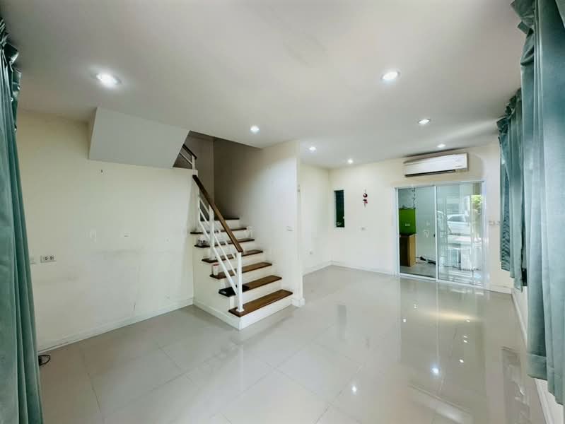 Villette Lite Pattanakarn : วิลเลต ไลท์ พัฒนาการ 38, กรุงเทพ, ซอยพัฒนาการ 38 ถนนพัฒนาการ, สวนหลวง, กรุงเทพ, 130 ตร.ม., ทาวน์เฮ้าส์ ขาย, โดย คุณ บัณฑิต คุ้มแจ้ง (เก่ง), 500409535 - DDproperty.com