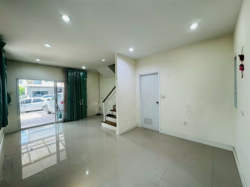 Villette Lite Pattanakarn, Bangkok, Soi Phatthanakan 38, Phatthanakan Road, Suan Luang, Bangkok, 3 Bedrooms, 130 sqm, Townhouse For Sale, by คุณ บัณฑิต คุ้มแจ้ง (เก่ง), 500409535 - DDproperty.com