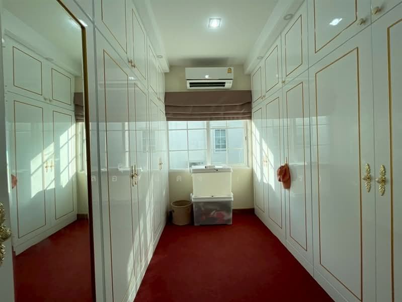 Golden Town 2 Ladprao-Kaset Nawamin, Bangkok, Soi Nawamin 42 Yak 27, Khlong Kum, Bueng Kum, Bangkok, 4 Bedrooms, 120 sqm, Townhouse For Sale, by คุณ สุภัตรา พลอยแดง (แพร), 500409550 - DDproperty.com