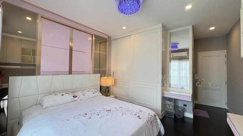 Nantawan Bangna Km.7, Samut Prakan, 98 Bangna-Trad Road, Bang Kaeo, Bang Plee, Samut Prakan, 3 Bedrooms, 300 sqm, Single Detached House For Sale, by YTD Land&houses Real Estate Agency, 500409572 - DDproperty.com