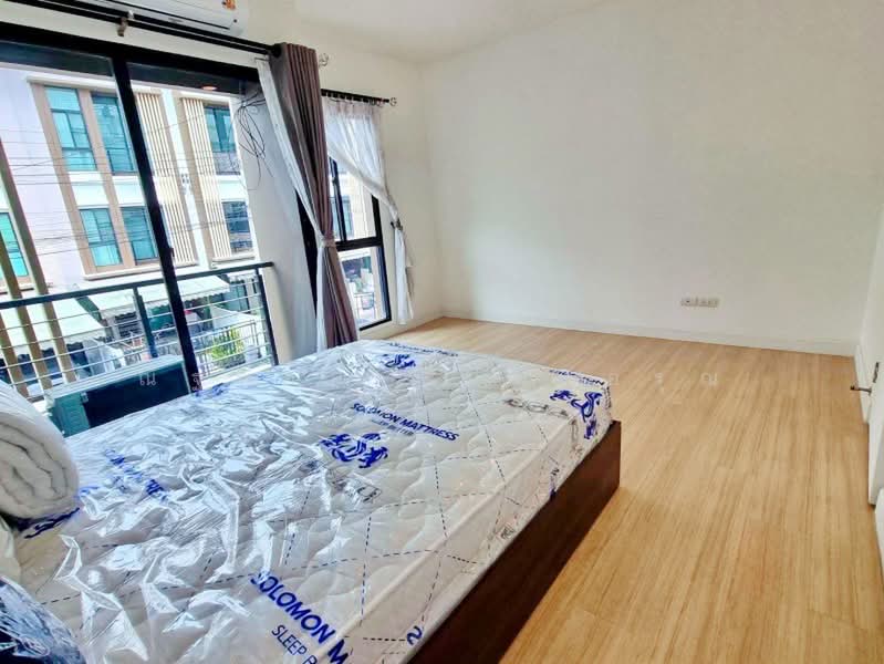 ไม่พบโครงการ, Bangkok, เอกชัย 34-38 กัลปพฤกษ์, Bang Wa, Phasi Charoen, Bangkok, 3 Bedrooms, 200 sqm, Townhouse For Rent, by ณัฐพงศ์ สุนทรอรุณ, 500409573 - DDproperty.com