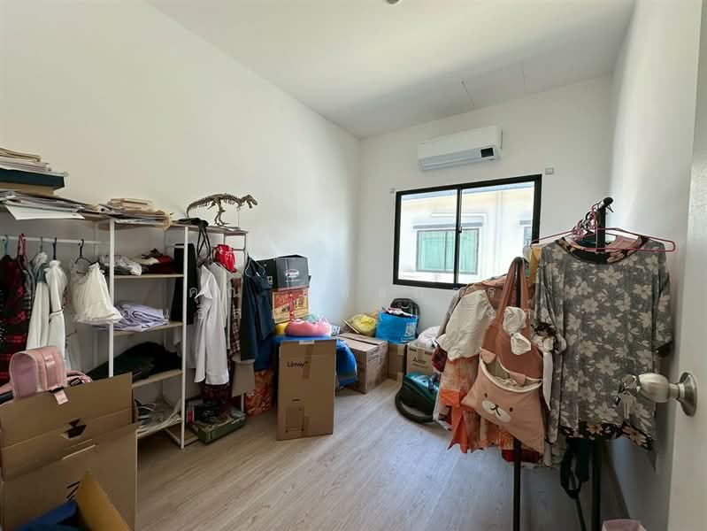 เอ็มไลฟ์ ลำลูกกา-คลอง 4 (M Life Lamlukka-Klong 4), Pathum Thani, ถนนลำลูกกา, Lat Sawai, Lam Luk Ka, Pathum Thani, 4 Bedrooms, 120 sqm, Townhouse For Sale, by คุณ ยุทธการ อินธิสอน (แบงค์), 500409598 - DDproperty.com