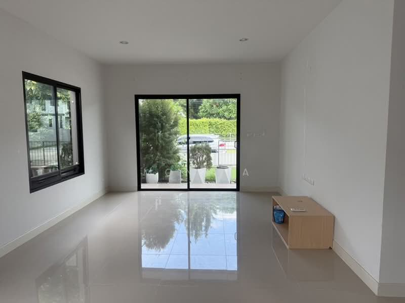 Burasiri Bangna, Samut Prakan, 88 Rattanarat Road, Bang Sao Thong, Samut Prakan, 3 Bedrooms, 113 sqm, Single Detached House For Sale, by Montha, 500409658 - DDproperty.com