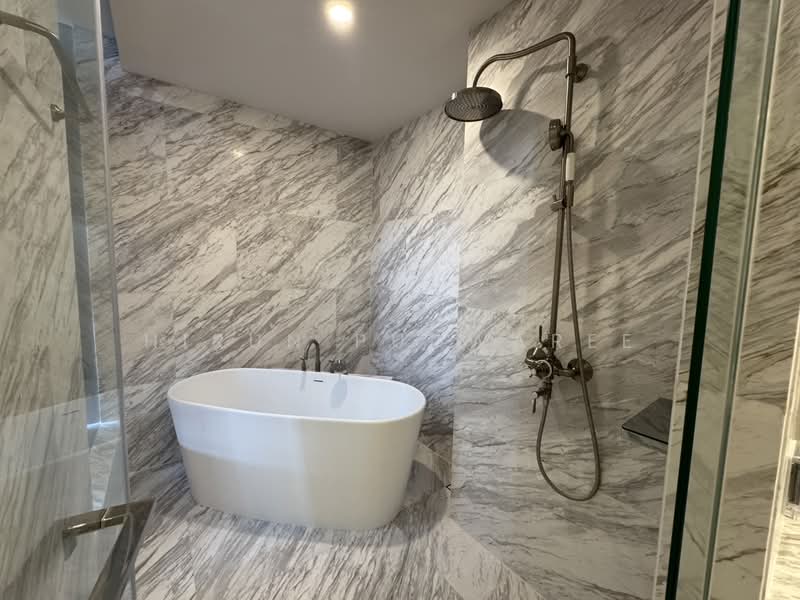 The Residences 38, Bangkok, Soi Sukhumvit 38, Phra Kanong, Khlong Toei, Bangkok, 4 Bedrooms, 221 sqm, Condo For Sale, by Hirun Pudwaree, 500409673 - DDproperty.com