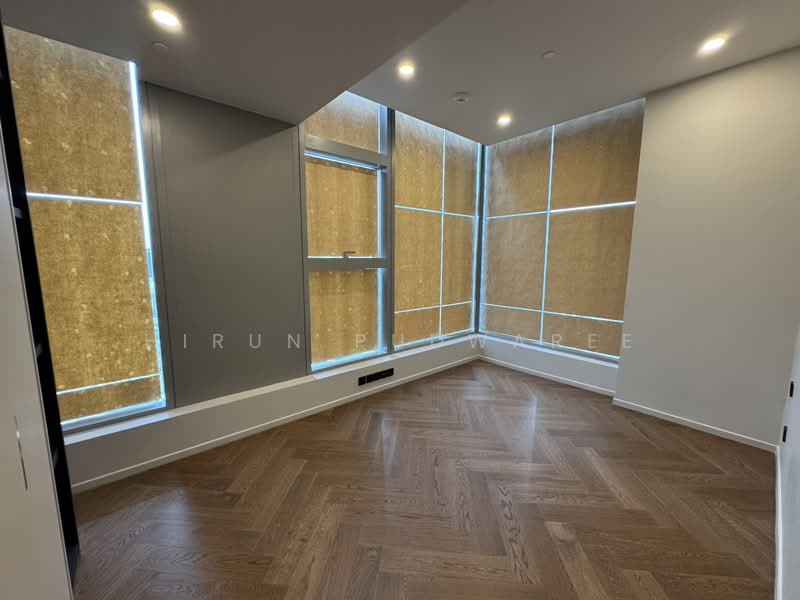 The Residences 38, Bangkok, Soi Sukhumvit 38, Phra Kanong, Khlong Toei, Bangkok, 4 Bedrooms, 221 sqm, Condo For Sale, by Hirun Pudwaree, 500409673 - DDproperty.com