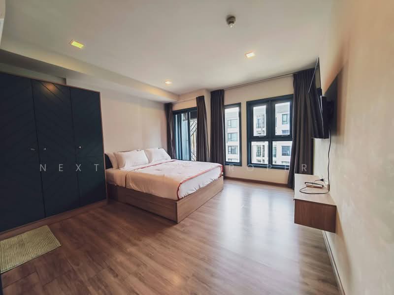 The Base Sukhumvit 50, Bangkok, Soi Roem Charoen 1, Sukhumvit 50 Road, Phra Kanong, Khlong Toei, Bangkok, Studio, 26 sqm, Condo For Rent, by Next Step Property, 500409678 - DDproperty.com