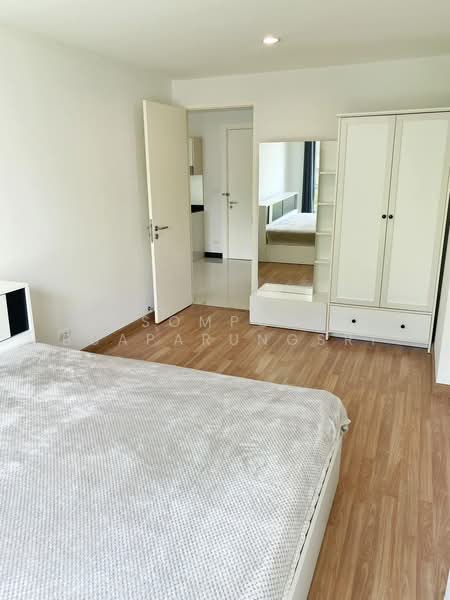 Voque Sukhumvit 16, Bangkok, Soi Sukhumvit 16, Khlong Toei, Bangkok, 1 Bedroom, 50 sqm, Condo For Rent, by Sompob Buaparungsri, 500409686 - DDproperty.com