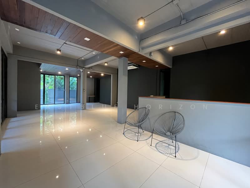 Office Area Ladprao, กรุงเทพ, จตุจักร, จตุจักร, กรุงเทพ, 1,200 ตร.ม., สำนักงาน ขาย, โดย Eastblue Horizon, 500409688 - DDproperty.com