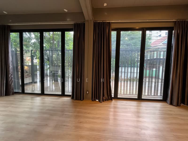 Office Area Ladprao, กรุงเทพ, จตุจักร, จตุจักร, กรุงเทพ, 1,200 ตร.ม., สำนักงาน ขาย, โดย Eastblue Horizon, 500409688 - DDproperty.com