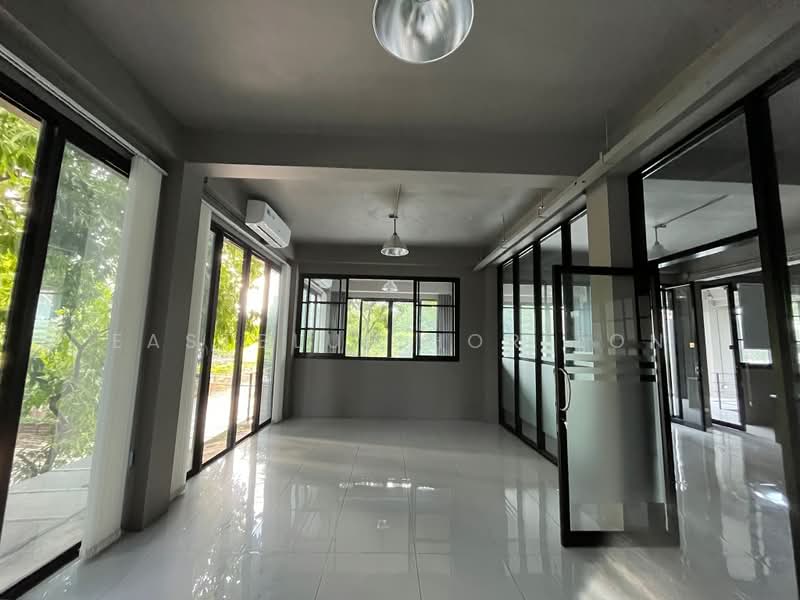 Office Area Ladprao, Bangkok, Chatuchak, Chatuchak, Bangkok, , 1,200 sqm, Office Space For Sale, by Eastblue Horizon, 500409688 - DDproperty.com